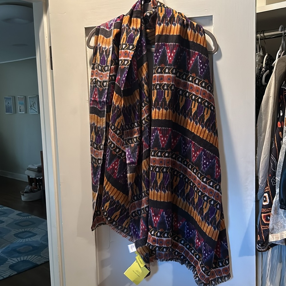 Roller Rabbit Scarf with tags! - Picture 2 of 2